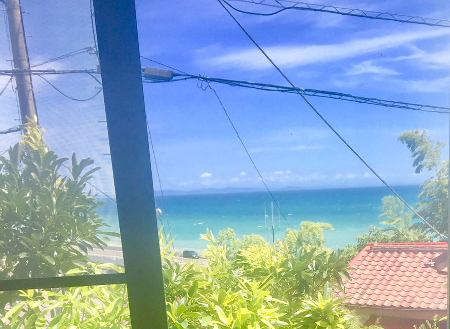 二宮町立体育館のトレーニングルームは海一望!そして空いている